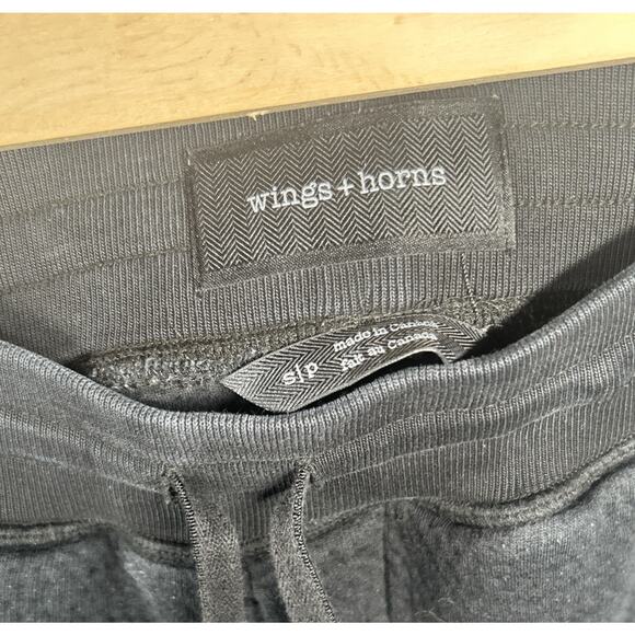 Wings + Horns W+H Mens Joggers Sweatpants Cabin Fleece Black Canada Small RiRi - Picture 4 of 4